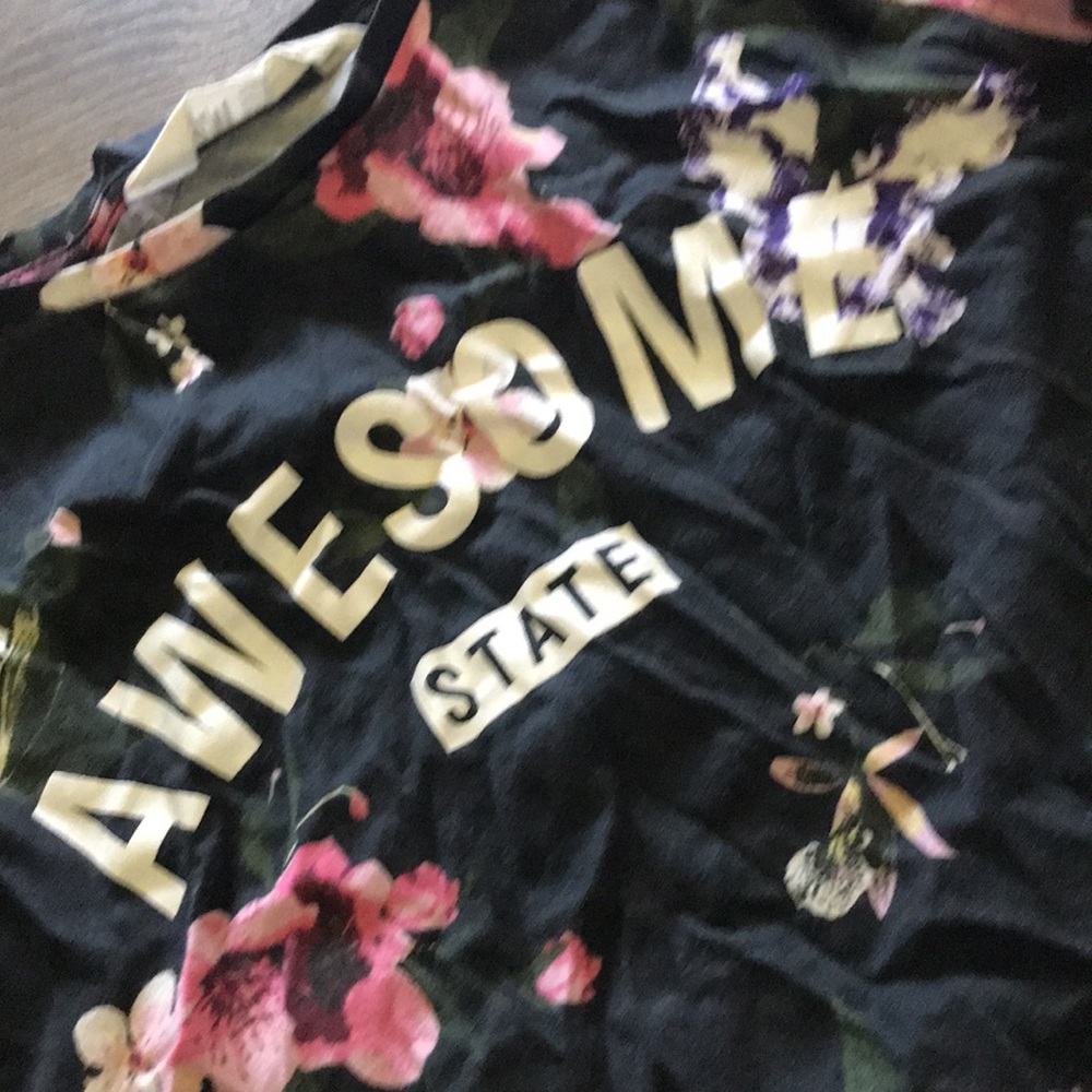 Shirt - Picture 4 of 4